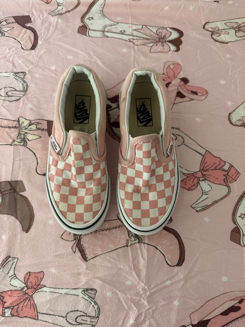 Vans Kids Slip-On Checkerboard in Pink and White